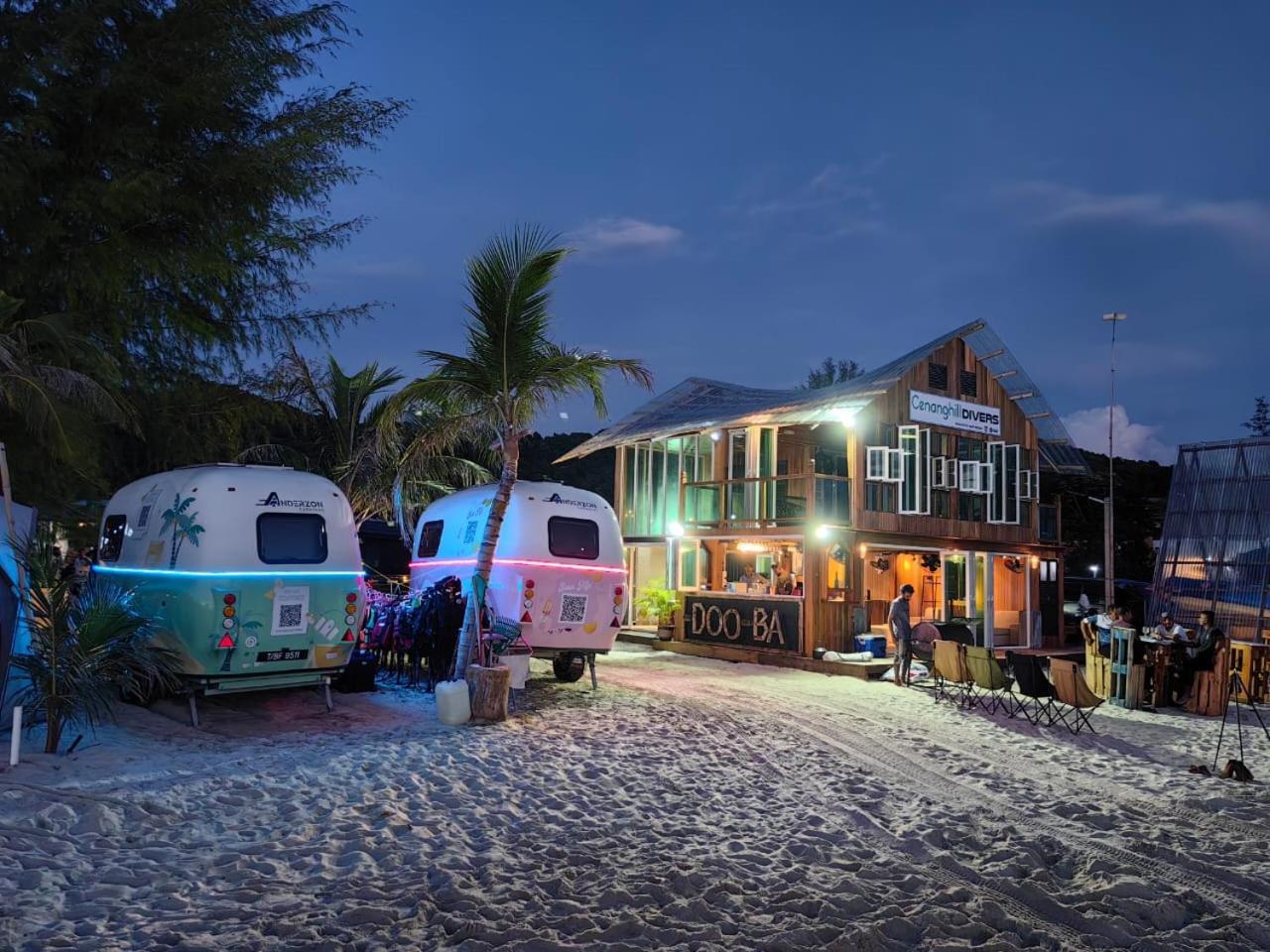 Langkawi Pantai Cenang - Private Beach Glamping Experience エクステリア 写真